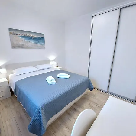 By Foot Apartment Zadar